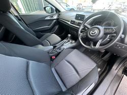 2017 Mazda 3 Neo