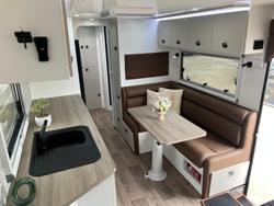 2026 Design RV F211omd Forerunner 21.10'