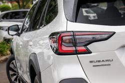 2025 Subaru Outback AWD Touring XT 6GEN MY25 AWD Crystal White