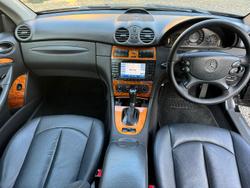 2004 Mercedes-Benz CLK-Class CLK320 Elegance A209 Obsidian Black