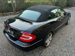 2004 Mercedes-Benz CLK-Class CLK320 Elegance A209 Obsidian Black