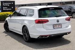 2022 Volkswagen Passat 206TSI R-Line