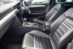2022 Volkswagen Passat 206TSI R-Line