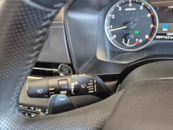 2023 Mitsubishi Outlander LS