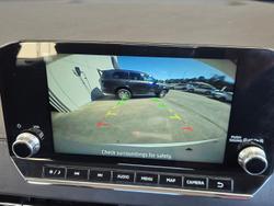 2023 Mitsubishi Outlander LS