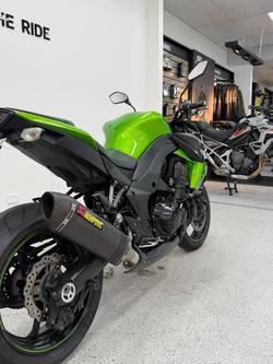 2010 Kawasaki Z1000 Green