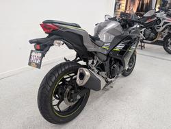 2016 Kawasaki NINJA 300 grey