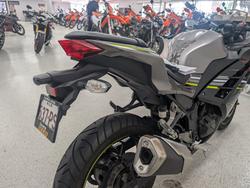 2016 Kawasaki NINJA 300 grey