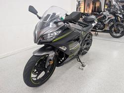 2016 Kawasaki NINJA 300 grey