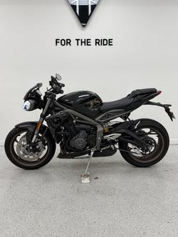 2023 Triumph STREET TRIPLE RS CHROME
