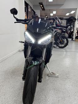 2023 Triumph STREET TRIPLE RS CHROME