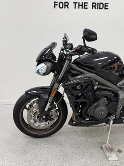 2023 Triumph STREET TRIPLE RS CHROME
