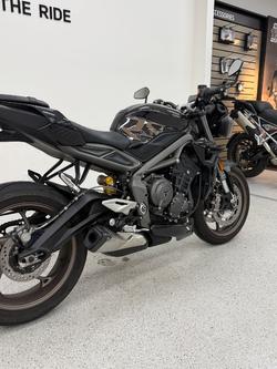 2023 Triumph STREET TRIPLE RS CHROME