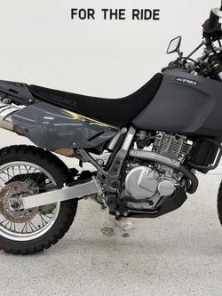 Suzuki 2016 SUZUKI 650CC DR650SEL6 grey