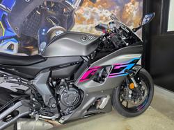 2024 Yamaha YZF-R7LA Grey