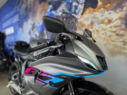 2024 Yamaha YZF-R7LA Grey
