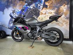 2024 Yamaha YZF-R7LA Grey