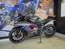 2024 Yamaha YZF-R7LA Grey