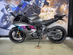 2024 Yamaha YZF-R7LA Grey