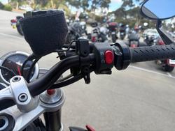 2016 Triumph STREET TRIPLE R Grey