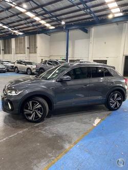 2025 Volkswagen T-Roc 140TSI R-Line