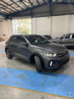 2025 Volkswagen T-Roc 140TSI R-Line