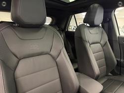 2025 Volkswagen T-Roc 140TSI R-Line