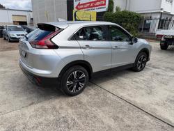 2020 MITSUBISHI ECLIPSE CROSS ES (2WD)