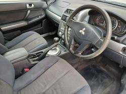 2007 Mitsubishi 380 ES DB Series 2 Mawson White