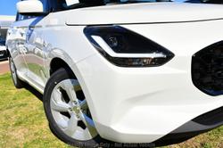 2025 Suzuki Swift Hybrid Plus