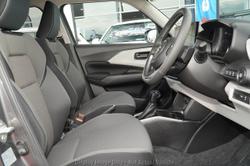 2025 Suzuki Swift Hybrid GLX