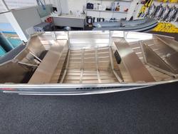 2026 QUINTREX F370 Outback Explorer