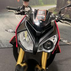 2014 BMW Motorrad S 1000 R Red