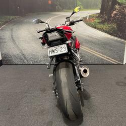 2014 BMW Motorrad S 1000 R Red