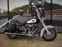 2012 HARLEY-DAVIDSON FLSTC HERITAGE SOFTAIL CLASSIC