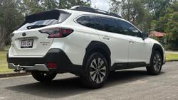 2023 Subaru Outback AWD Touring XT