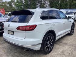 2019 Volkswagen Touareg 190TDI Launch Edition