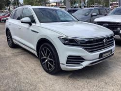 2019 Volkswagen Touareg 190TDI Launch Edition