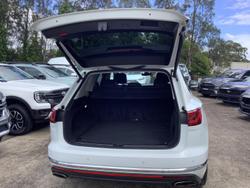 2019 Volkswagen Touareg 190TDI Launch Edition