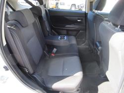 2018 Mitsubishi Outlander ES