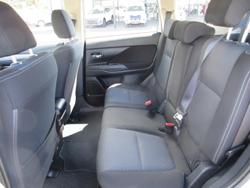 2018 Mitsubishi Outlander ES