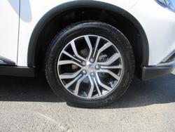 2018 Mitsubishi Outlander ES