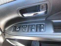 2018 Mitsubishi Outlander ES