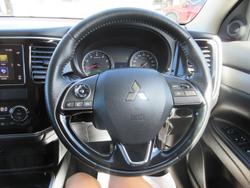 2018 Mitsubishi Outlander ES