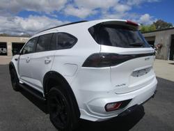 2025 Isuzu MU-X X-TERRAIN