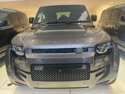 2025 Land Rover Defender 110 P635 OCTA L663 MY25.5 AWD Charente Grey