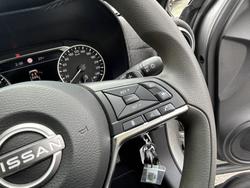 2024 Nissan JUKE ST+