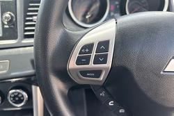 2017 Mitsubishi Lancer ES Sport