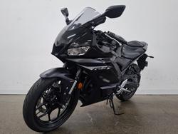 2023 Yamaha YZF-R3 Black