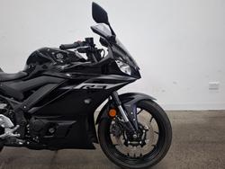 2023 Yamaha YZF-R3 Black